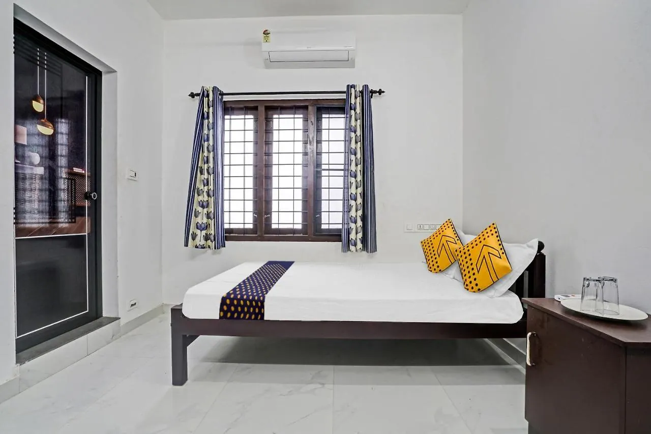 Spot On Blissful Villa Kochi