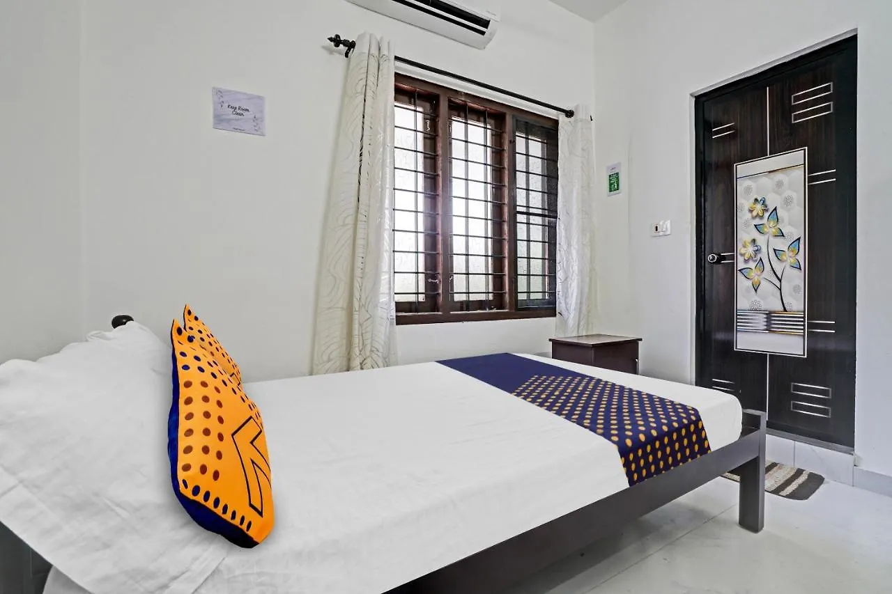 Spot On Blissful Villa Kochi